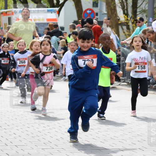 12.04.2026 - 45. Internationalen Wilhelmsburger Insellauf Strokosch-Dieckow http://msf.ph/oto/9488581 12.04.2026 14:09:52 Ziel 7, 917, 284, 44, 200, 563, 53, 712, 1512, 1525, 551, 764, 567, 720, 719, 907, 158, 268, 543, 721, 1503, 736, 715, 6, 1504, 412, 681 meine-sportfotos.de