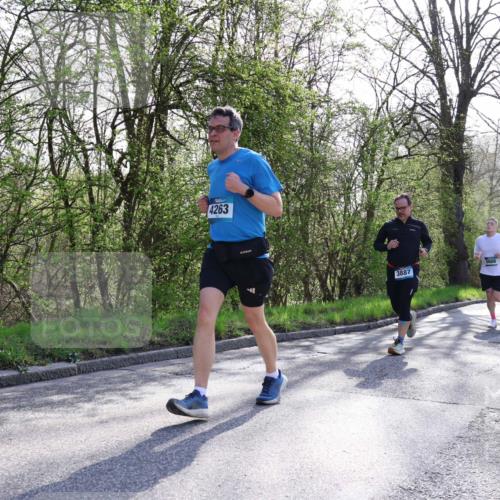12.04.2026 - 45. Internationalen Wilhelmsburger Insellauf Yannick Fuchs http://msf.ph/oto/9488598 12.04.2026 10:39:59 Laufen 50, 4263, 3887, 5608 meine-sportfotos.de