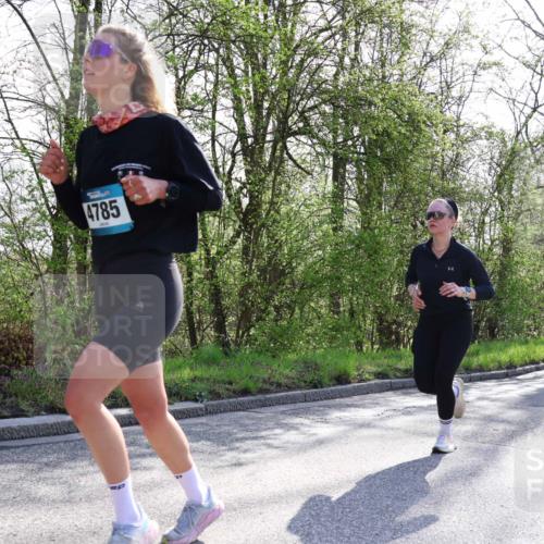 12.04.2026 - 45. Internationalen Wilhelmsburger Insellauf Yannick Fuchs http://msf.ph/oto/9488599 12.04.2026 10:34:06 Laufen 4785, 2190 meine-sportfotos.de