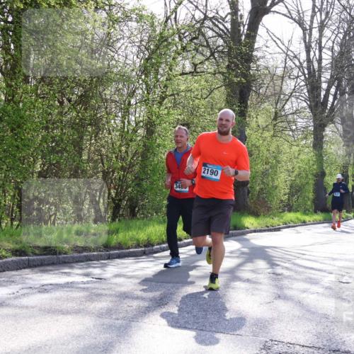 12.04.2026 - 45. Internationalen Wilhelmsburger Insellauf Yannick Fuchs http://msf.ph/oto/9488622 12.04.2026 10:34:08 Laufen 3483, 2190 meine-sportfotos.de