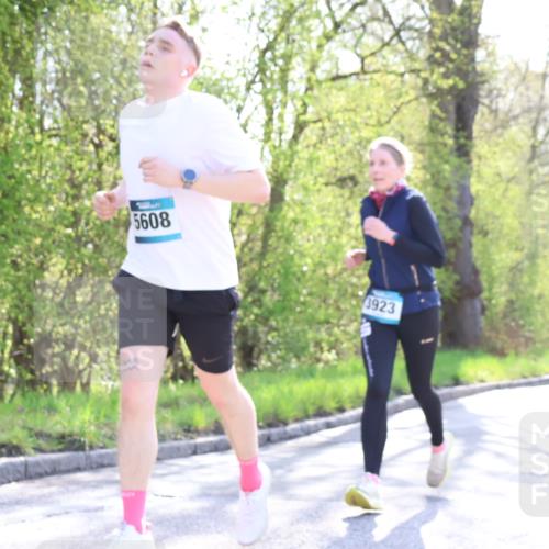 12.04.2026 - 45. Internationalen Wilhelmsburger Insellauf Yannick Fuchs http://msf.ph/oto/9488629 12.04.2026 10:40:02 Laufen 5608, 3923 meine-sportfotos.de