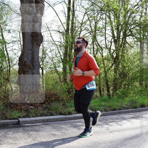 12.04.2026 - 45. Internationalen Wilhelmsburger Insellauf Yannick Fuchs http://msf.ph/oto/9488700 12.04.2026 10:40:09 Laufen 5769 meine-sportfotos.de