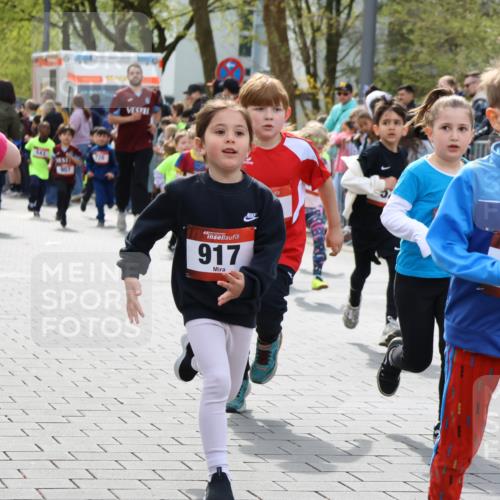 12.04.2026 - 45. Internationalen Wilhelmsburger Insellauf Strokosch-Dieckow http://msf.ph/oto/9488704 12.04.2026 14:09:46 Ziel 212, 735, 190, 240, 1520, 206, 908, 776, 172, 183, 196, 449, 772, 7, 917, 284, 44, 200, 563, 53, 712, 1512, 1525, 551, 764, 567, 720, 719 meine-sportfotos.de
