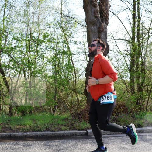 12.04.2026 - 45. Internationalen Wilhelmsburger Insellauf Yannick Fuchs http://msf.ph/oto/9488706 12.04.2026 10:40:09 Laufen 5769 meine-sportfotos.de