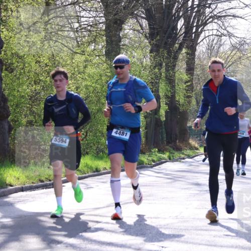 12.04.2026 - 45. Internationalen Wilhelmsburger Insellauf Yannick Fuchs http://msf.ph/oto/9488707 12.04.2026 10:34:17 Laufen 5594, 4481, 3408, 3792 meine-sportfotos.de