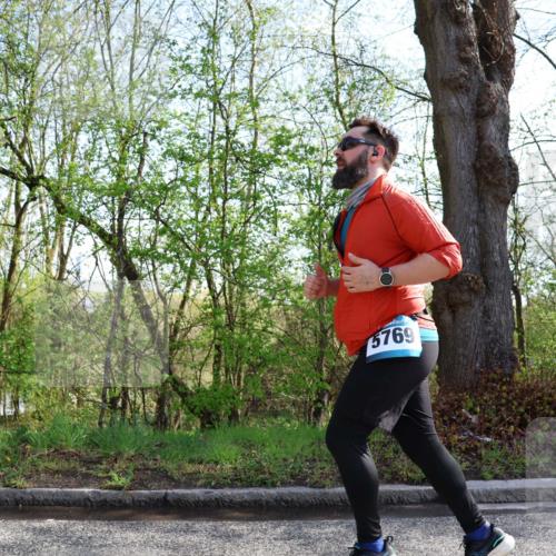12.04.2026 - 45. Internationalen Wilhelmsburger Insellauf Yannick Fuchs http://msf.ph/oto/9488708 12.04.2026 10:40:09 Laufen 5769 meine-sportfotos.de