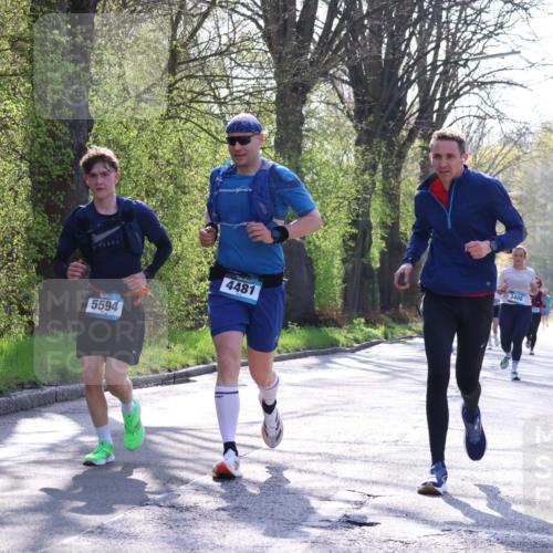 12.04.2026 - 45. Internationalen Wilhelmsburger Insellauf Yannick Fuchs http://msf.ph/oto/9488719 12.04.2026 10:34:17 Laufen 5594, 4481, 3408 meine-sportfotos.de