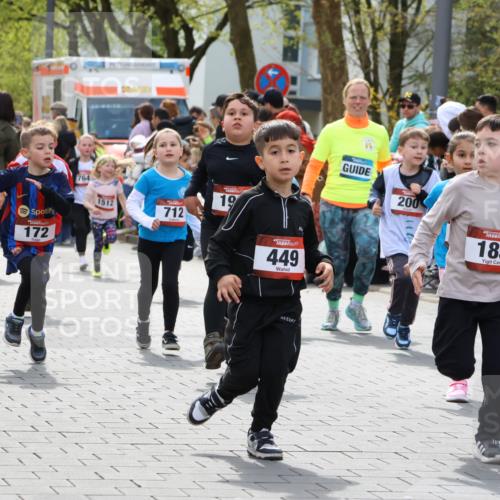 12.04.2026 - 45. Internationalen Wilhelmsburger Insellauf Strokosch-Dieckow http://msf.ph/oto/9488744 12.04.2026 14:09:43 Ziel 921, 251, 945, 934, 212, 735, 190, 240, 1520, 206, 908, 776, 172, 183, 196, 449, 772, 7, 917, 284, 44, 200, 563, 53, 712, 1512, 1525, 551, 764, 567 meine-sportfotos.de