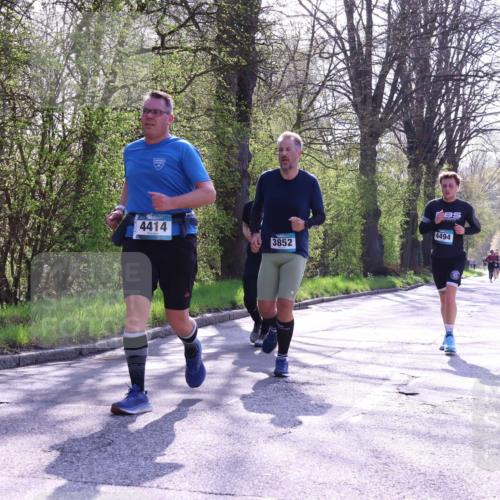 12.04.2026 - 45. Internationalen Wilhelmsburger Insellauf Yannick Fuchs http://msf.ph/oto/9488755 12.04.2026 10:40:14 Laufen 4414, 3852, 4494 meine-sportfotos.de