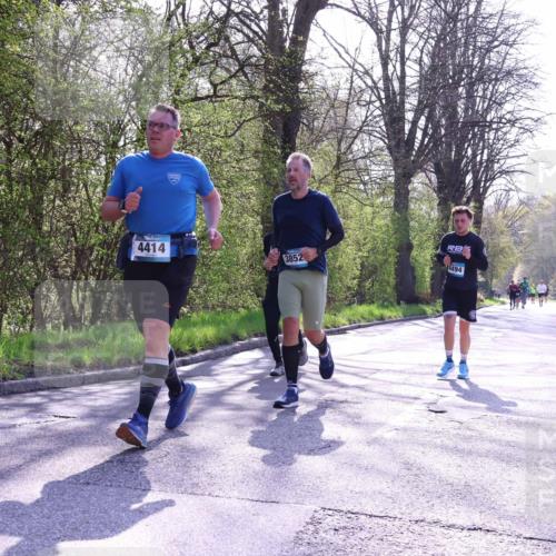12.04.2026 - 45. Internationalen Wilhelmsburger Insellauf Yannick Fuchs http://msf.ph/oto/9488760 12.04.2026 10:40:14 Laufen 4414, 3852, 4494 meine-sportfotos.de