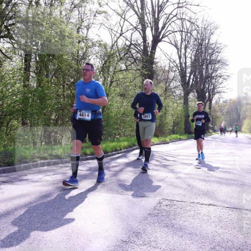 12.04.2026 - 45. Internationalen Wilhelmsburger Insellauf Yannick Fuchs http://msf.ph/oto/9488766 12.04.2026 10:40:15 Laufen 4414, 3852, 4494 meine-sportfotos.de