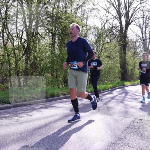 12.04.2026 - 45. Internationalen Wilhelmsburger Insellauf Yannick Fuchs http://msf.ph/oto/9488783 12.04.2026 10:40:16 Laufen 3852, 5574, 4494 meine-sportfotos.de
