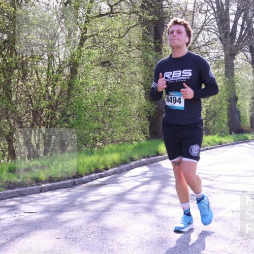 12.04.2026 - 45. Internationalen Wilhelmsburger Insellauf Yannick Fuchs http://msf.ph/oto/9488792 12.04.2026 10:40:17 Laufen 4494 meine-sportfotos.de