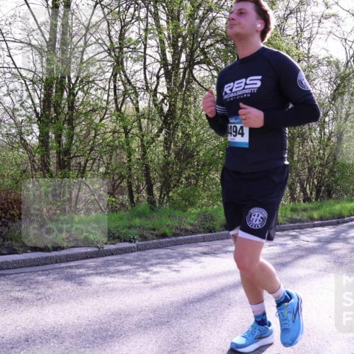 12.04.2026 - 45. Internationalen Wilhelmsburger Insellauf Yannick Fuchs http://msf.ph/oto/9488813 12.04.2026 10:40:18 Laufen 494 meine-sportfotos.de