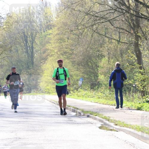 12.04.2026 - 45. Internationalen Wilhelmsburger Insellauf Yannick Fuchs http://msf.ph/oto/9488859 12.04.2026 10:40:25 Laufen 366, 2762, 1024 meine-sportfotos.de