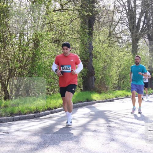 12.04.2026 - 45. Internationalen Wilhelmsburger Insellauf Yannick Fuchs http://msf.ph/oto/9488889 12.04.2026 10:34:38 Laufen 5563, 3172 meine-sportfotos.de