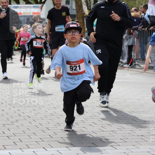 12.04.2026 - 45. Internationalen Wilhelmsburger Insellauf Strokosch-Dieckow http://msf.ph/oto/9488906 12.04.2026 14:09:37 Ziel 541, 1501, 249, 1059, 1516, 94, 921, 251, 945, 934, 212, 735, 190, 240, 1520, 206 meine-sportfotos.de