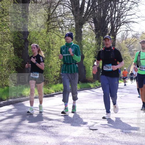 12.04.2026 - 45. Internationalen Wilhelmsburger Insellauf Yannick Fuchs http://msf.ph/oto/9488920 12.04.2026 10:40:32 Laufen 3366, 2762, 4024 meine-sportfotos.de