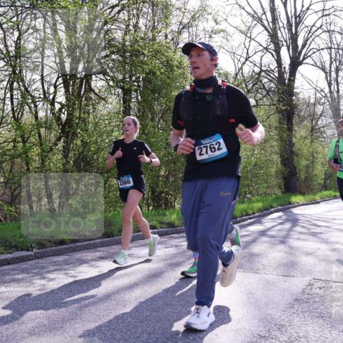 12.04.2026 - 45. Internationalen Wilhelmsburger Insellauf Yannick Fuchs http://msf.ph/oto/9488953 12.04.2026 10:40:34 Laufen 3366, 2762, 4024, 4710 meine-sportfotos.de