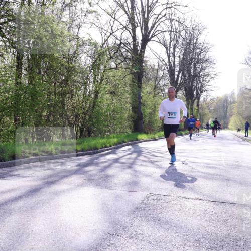 12.04.2026 - 45. Internationalen Wilhelmsburger Insellauf Yannick Fuchs http://msf.ph/oto/9488983 12.04.2026 10:40:36 Laufen 4710 meine-sportfotos.de
