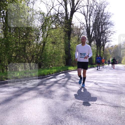 12.04.2026 - 45. Internationalen Wilhelmsburger Insellauf Yannick Fuchs http://msf.ph/oto/9488987 12.04.2026 10:40:37 Laufen 4710 meine-sportfotos.de