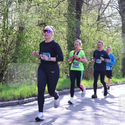 12.04.2026 - 45. Internationalen Wilhelmsburger Insellauf Yannick Fuchs http://msf.ph/oto/9488993 12.04.2026 10:34:48 Laufen 3256, 4631, 300, 2845 meine-sportfotos.de