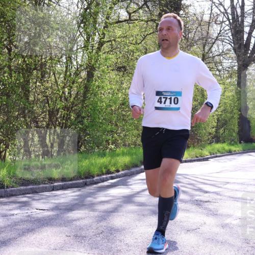 12.04.2026 - 45. Internationalen Wilhelmsburger Insellauf Yannick Fuchs http://msf.ph/oto/9488995 12.04.2026 10:40:37 Laufen 4710, 4836 meine-sportfotos.de