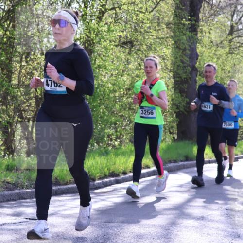 12.04.2026 - 45. Internationalen Wilhelmsburger Insellauf Yannick Fuchs http://msf.ph/oto/9489003 12.04.2026 10:34:48 Laufen 4762, 3256, 4631, 2300 meine-sportfotos.de