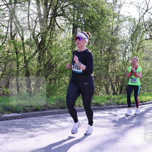 12.04.2026 - 45. Internationalen Wilhelmsburger Insellauf Yannick Fuchs http://msf.ph/oto/9489013 12.04.2026 10:34:49 Laufen 4762, 3256, 4631, 2300 meine-sportfotos.de