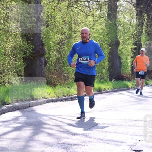 12.04.2026 - 45. Internationalen Wilhelmsburger Insellauf Yannick Fuchs http://msf.ph/oto/9489021 12.04.2026 10:40:40 Laufen 4836, 2834, 4689 meine-sportfotos.de