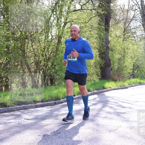12.04.2026 - 45. Internationalen Wilhelmsburger Insellauf Yannick Fuchs http://msf.ph/oto/9489048 12.04.2026 10:40:42 Laufen 4836, 3184 meine-sportfotos.de