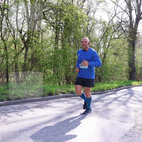 12.04.2026 - 45. Internationalen Wilhelmsburger Insellauf Yannick Fuchs http://msf.ph/oto/9489058 12.04.2026 10:40:43 Laufen 4830, 4669, 3184 meine-sportfotos.de