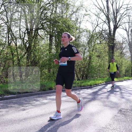 12.04.2026 - 45. Internationalen Wilhelmsburger Insellauf Yannick Fuchs http://msf.ph/oto/9489060 12.04.2026 10:34:54 Laufen  meine-sportfotos.de