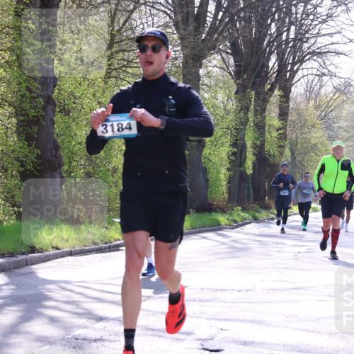 12.04.2026 - 45. Internationalen Wilhelmsburger Insellauf Yannick Fuchs http://msf.ph/oto/9489070 12.04.2026 10:40:44 Laufen 3184, 2834, 2729 meine-sportfotos.de