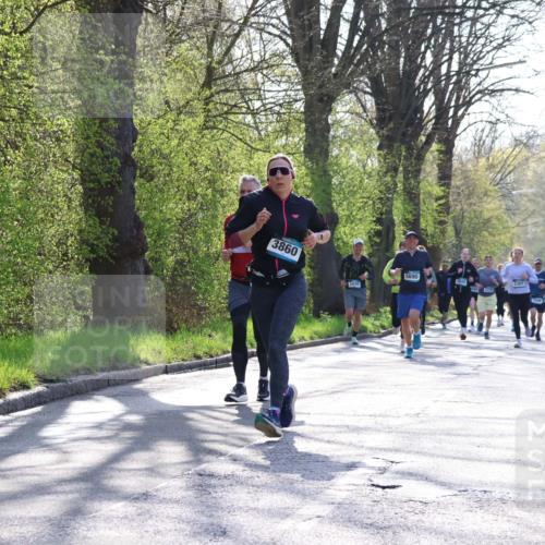 12.04.2026 - 45. Internationalen Wilhelmsburger Insellauf Yannick Fuchs http://msf.ph/oto/9489093 12.04.2026 10:34:57 Laufen 3860, 3430, 5690, 2301 meine-sportfotos.de