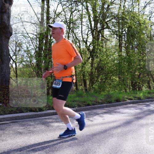 12.04.2026 - 45. Internationalen Wilhelmsburger Insellauf Yannick Fuchs http://msf.ph/oto/9489130 12.04.2026 10:40:48 Laufen 4689 meine-sportfotos.de