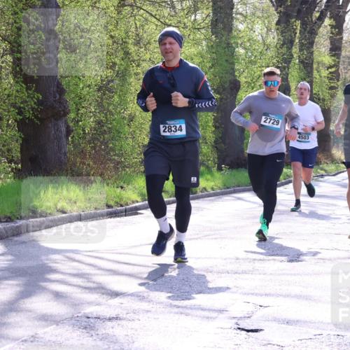 12.04.2026 - 45. Internationalen Wilhelmsburger Insellauf Yannick Fuchs http://msf.ph/oto/9489160 12.04.2026 10:40:51 Laufen 2834, 2729, 4503, 2837, 4943 meine-sportfotos.de