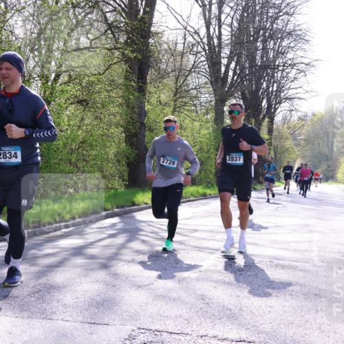 12.04.2026 - 45. Internationalen Wilhelmsburger Insellauf Yannick Fuchs http://msf.ph/oto/9489190 12.04.2026 10:40:53 Laufen 2834, 2729, 2837 meine-sportfotos.de