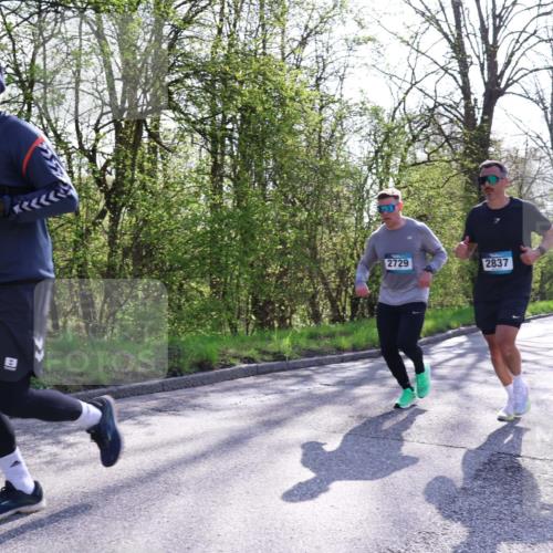 12.04.2026 - 45. Internationalen Wilhelmsburger Insellauf Yannick Fuchs http://msf.ph/oto/9489205 12.04.2026 10:40:54 Laufen 2834, 2729, 2837 meine-sportfotos.de
