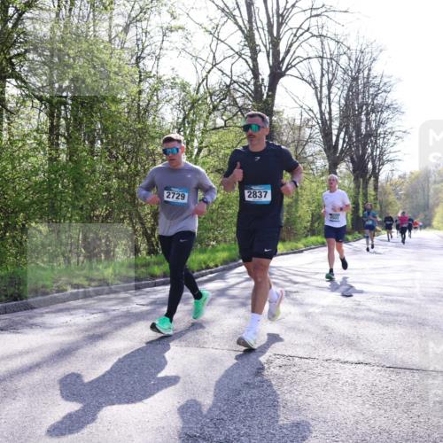 12.04.2026 - 45. Internationalen Wilhelmsburger Insellauf Yannick Fuchs http://msf.ph/oto/9489207 12.04.2026 10:40:54 Laufen 2729, 2837, 4503 meine-sportfotos.de