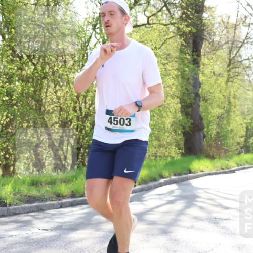 12.04.2026 - 45. Internationalen Wilhelmsburger Insellauf Yannick Fuchs http://msf.ph/oto/9489229 12.04.2026 10:40:56 Laufen 4503, 2625 meine-sportfotos.de