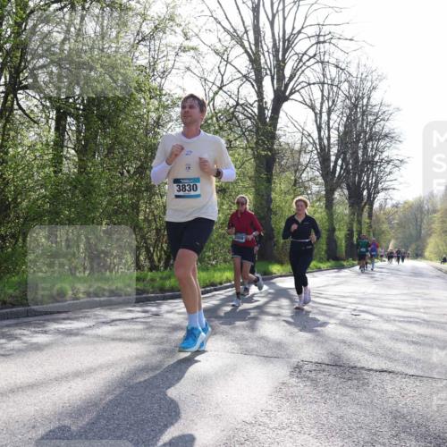 12.04.2026 - 45. Internationalen Wilhelmsburger Insellauf Yannick Fuchs http://msf.ph/oto/9489237 12.04.2026 10:35:11 Laufen 3830 meine-sportfotos.de
