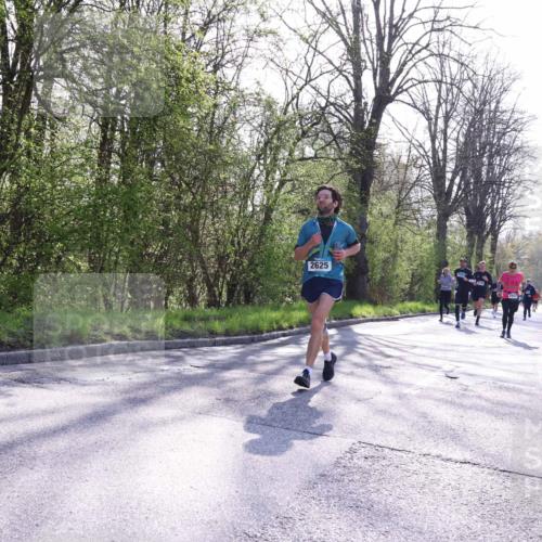 12.04.2026 - 45. Internationalen Wilhelmsburger Insellauf Yannick Fuchs http://msf.ph/oto/9489272 12.04.2026 10:40:59 Laufen 2625 meine-sportfotos.de