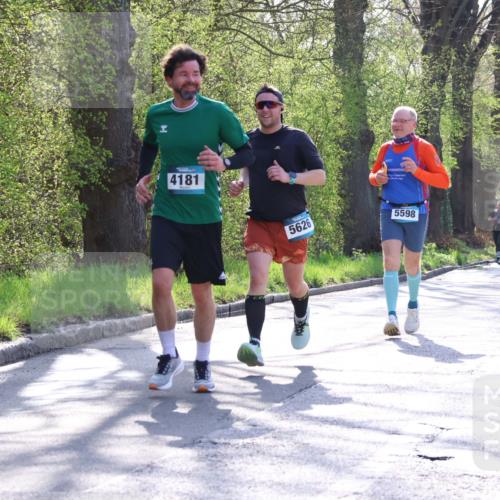 12.04.2026 - 45. Internationalen Wilhelmsburger Insellauf Yannick Fuchs http://msf.ph/oto/9489284 12.04.2026 10:35:16 Laufen 4181, 5626, 5598 meine-sportfotos.de