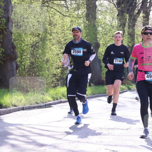 12.04.2026 - 45. Internationalen Wilhelmsburger Insellauf Yannick Fuchs http://msf.ph/oto/9489294 12.04.2026 10:41:01 Laufen 2598, 2746, 4943, 5553 meine-sportfotos.de