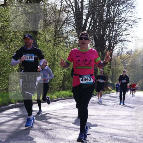 12.04.2026 - 45. Internationalen Wilhelmsburger Insellauf Yannick Fuchs http://msf.ph/oto/9489316 12.04.2026 10:41:02 Laufen 2598, 355, 4943, 555 meine-sportfotos.de