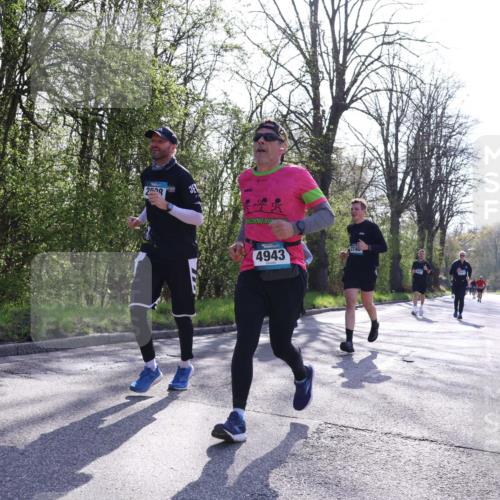 12.04.2026 - 45. Internationalen Wilhelmsburger Insellauf Yannick Fuchs http://msf.ph/oto/9489332 12.04.2026 10:41:03 Laufen 238, 4943, 2746 meine-sportfotos.de