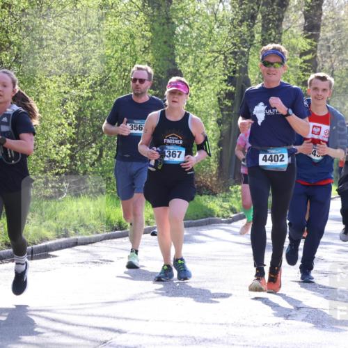 12.04.2026 - 45. Internationalen Wilhelmsburger Insellauf Yannick Fuchs http://msf.ph/oto/9489349 12.04.2026 10:35:27 Laufen 356, 367, 4402, 45, 4700, 3098 meine-sportfotos.de