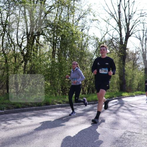 12.04.2026 - 45. Internationalen Wilhelmsburger Insellauf Yannick Fuchs http://msf.ph/oto/9489350 12.04.2026 10:41:05 Laufen 235, 2746 meine-sportfotos.de