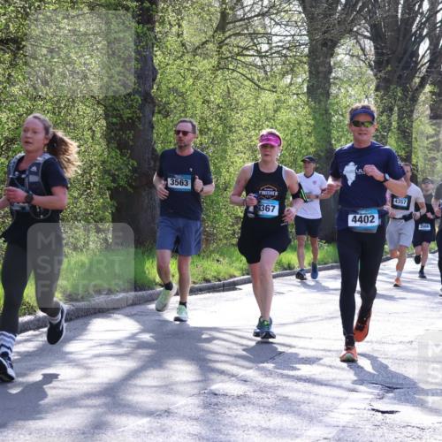 12.04.2026 - 45. Internationalen Wilhelmsburger Insellauf Yannick Fuchs http://msf.ph/oto/9489368 12.04.2026 10:35:28 Laufen 3563, 367, 4402, 4357, 3566, 3566 meine-sportfotos.de